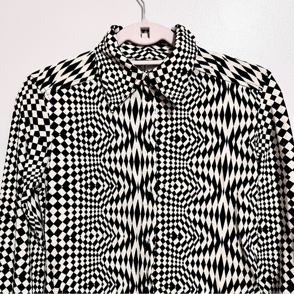 NWT Zara Black & Off-White Whimsical Geometric Y2K Inspired Collared Button-Down - Picture 5 of 15